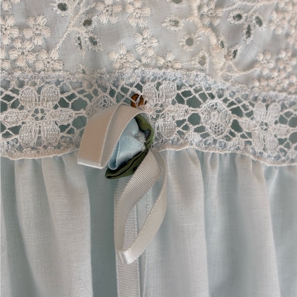 Lace Trimmed Vintage Night Gown - Soft Blue Small - Picture 3 of 12